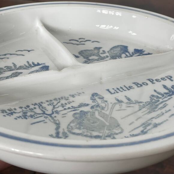 Vintage Little Bo Peep Milk Glass Divided Child Plate Vitrock Nursery Rhyme READ - Picture 9 of 12